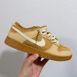 Nike dunk low waffle