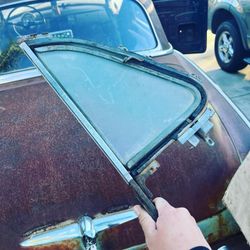 1953-54 Chevy Vent Window