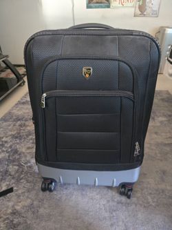 Travelers suit case