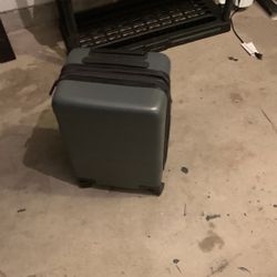 Small Luggage 