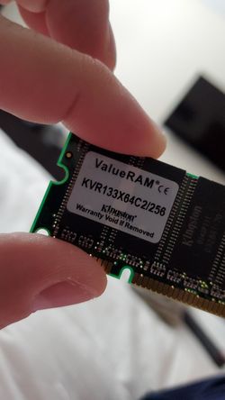 Kingston 133x64C2  4 of 256mb each Total 1GB