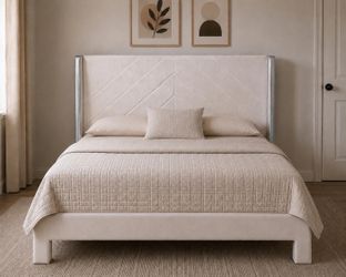 Queen bed with matress