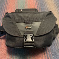 Lowepro Stealth Reporter D100 AW Camera Bag