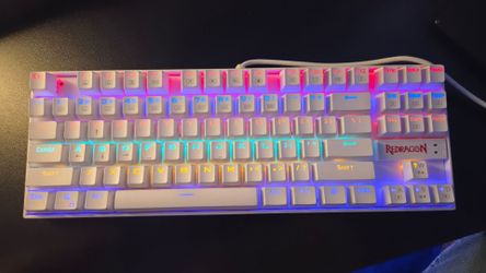 White Redragon Tenkeyless Mechanical Gaming Keyboard