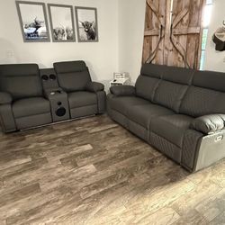 Brand New Power Reclining Sofa and Loveseat / Sofa y Loveseat Reclinables Eléctricos Nuevos a Estrenar … Fast 🚚