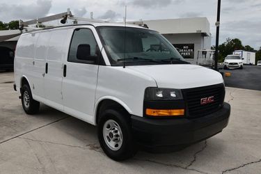 2020 GMC Savana Cargo