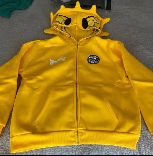 Glo Gang hoodie All sides available.