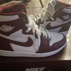 NEW w/ Box: Air Jordan 1 Retro High OG 'Artisanal Red' - Size 10.5