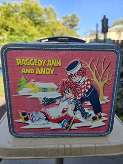 Vintage 1970s RAGGEDY ANN and ANDY Lunch Box with Thermos