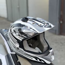 dirt bike helmet adult small