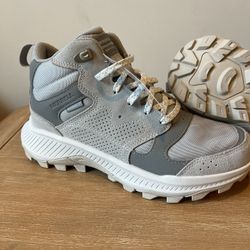 Hiking Merrel , Waterproof Shoes 