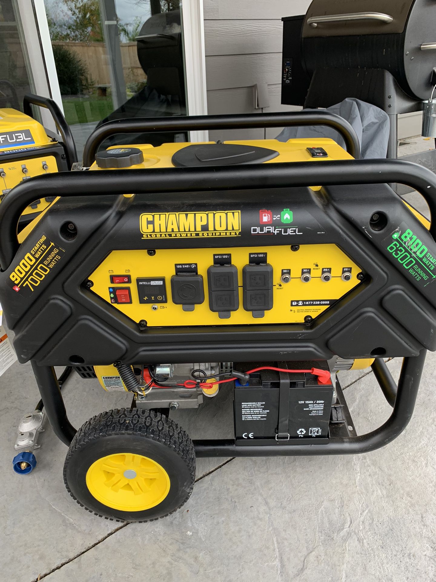 Generator - Champion Dual Fuel 7,000 watts 