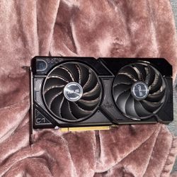 4070 SUPER ASUS 