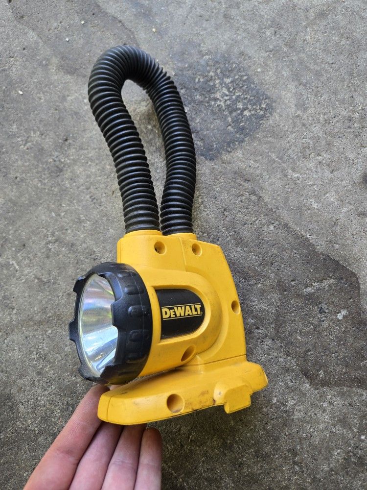 Dewalt Light