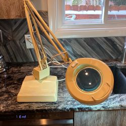 Magnifier Lighted