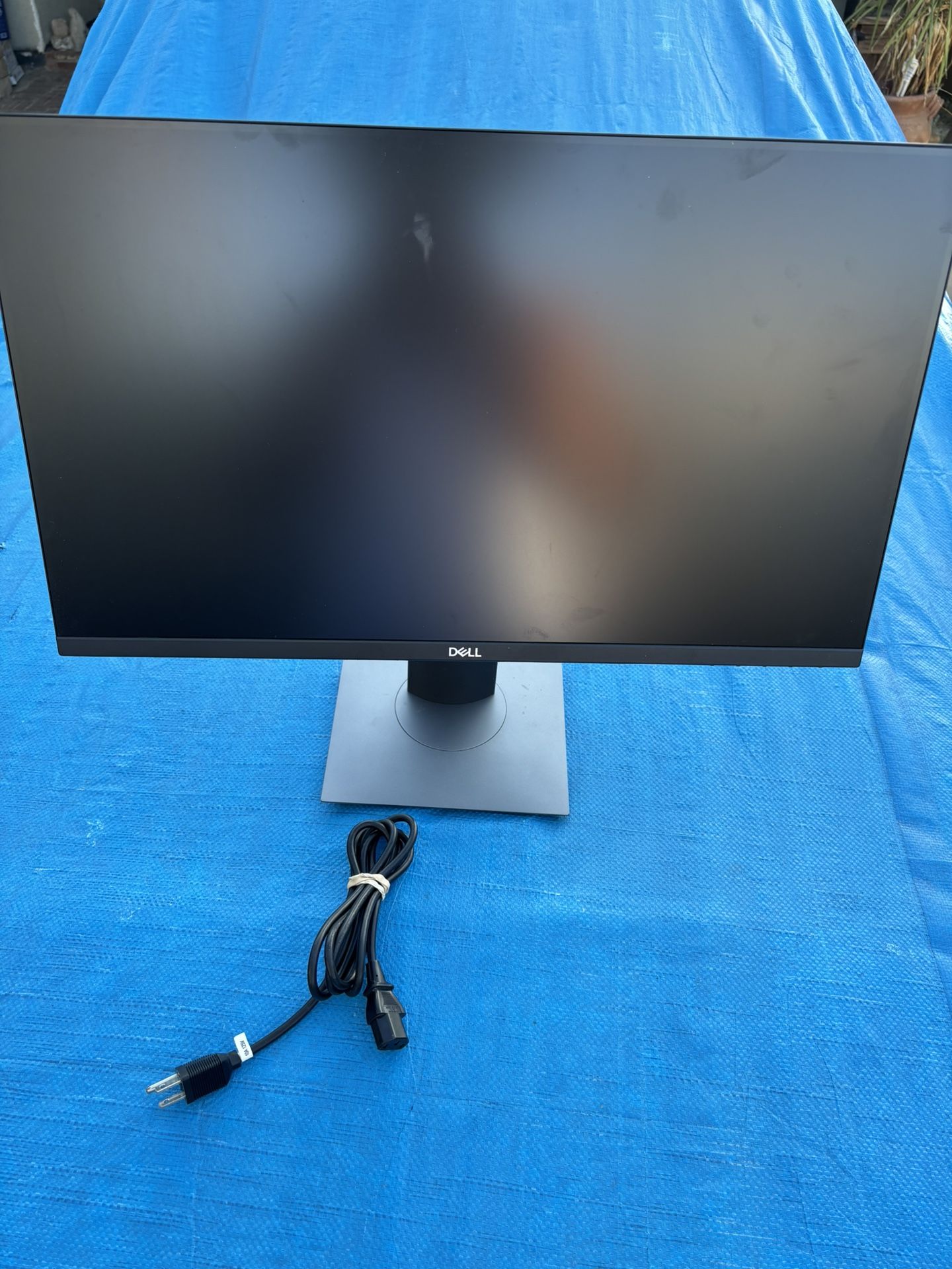 Dell Flat Panel Monitor