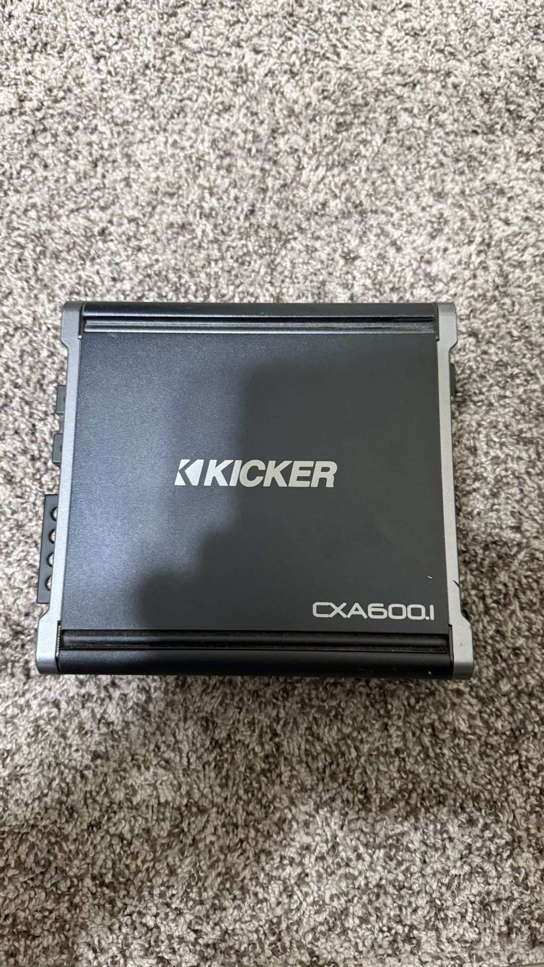 Kicker CXA600.1 Amplifier
