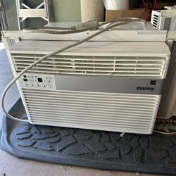 Danby Window AC - 6,000 BTU
