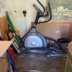 Elliptical Trainer 