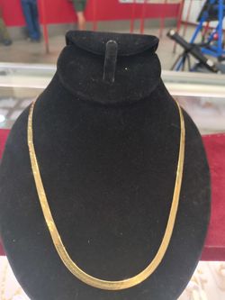 14k solid gold necklace 9.3 grams 22 Long layway available