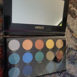 New In Package Hipdot Eyeshadow Palette In Green Marble Tone Case! 