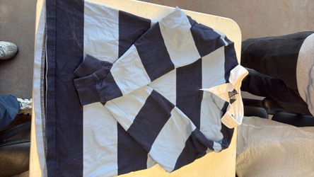 Men’s striped blue shirt, size Large