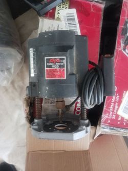 Skil plunge router 1835