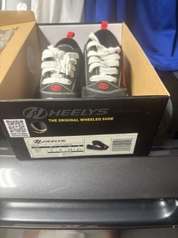 Heelys Size 3 Kids Like New Used A Few Times In Doors