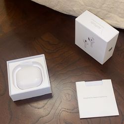 AirPod 4’s