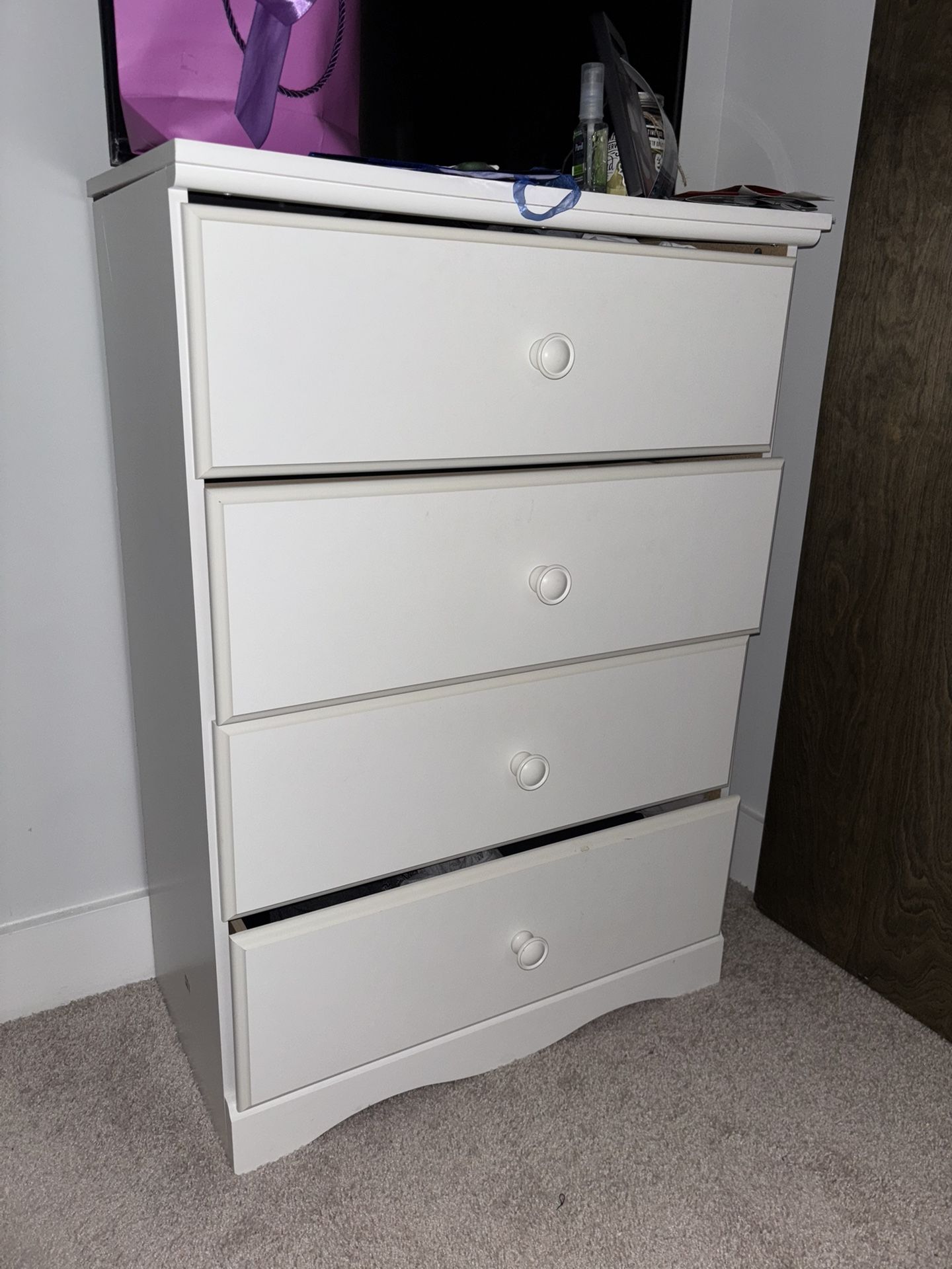 Dresser