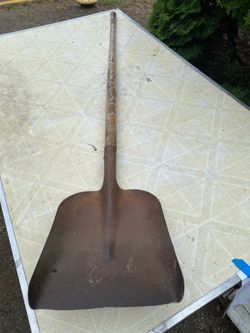 Gardening rakes, shovels, pruners