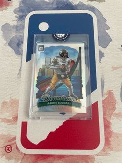 Aaron Rodger’s Optic Downtown SSP Case hit