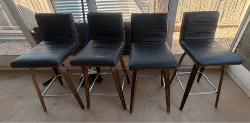 Counter bar stools (4 of them)