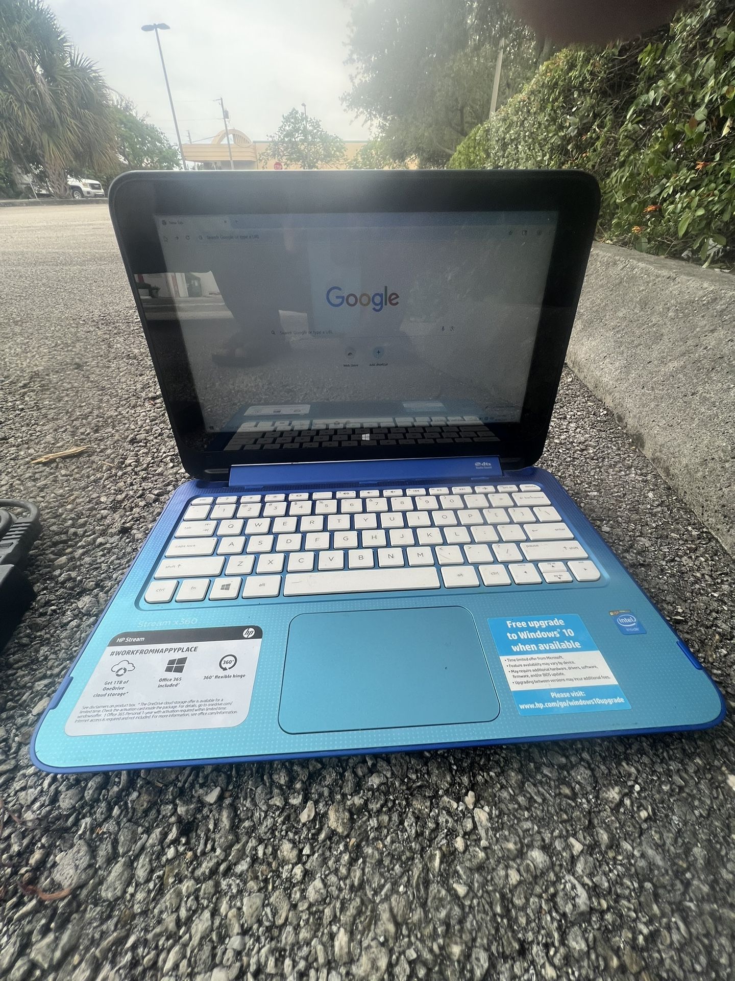 HP Labtop Computer Work Fine It's Ready To Use Windows 10 Pro