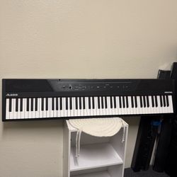 Alesis Keyboard Recital Full Size Digital Piano Works