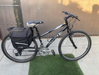 Giant Mountain Bike with Rear Pannier Bag