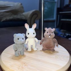 Calico Critters Furniture & Animals