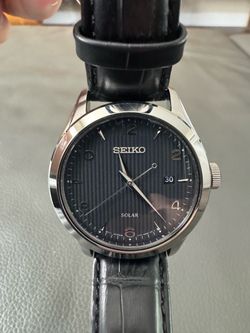 Men’s Seiko Navy Face Black Leather Band Solar