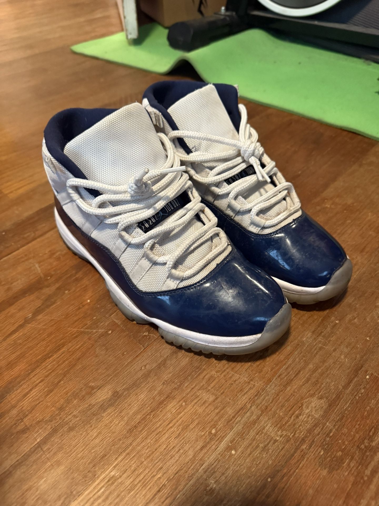 Jordan 11s