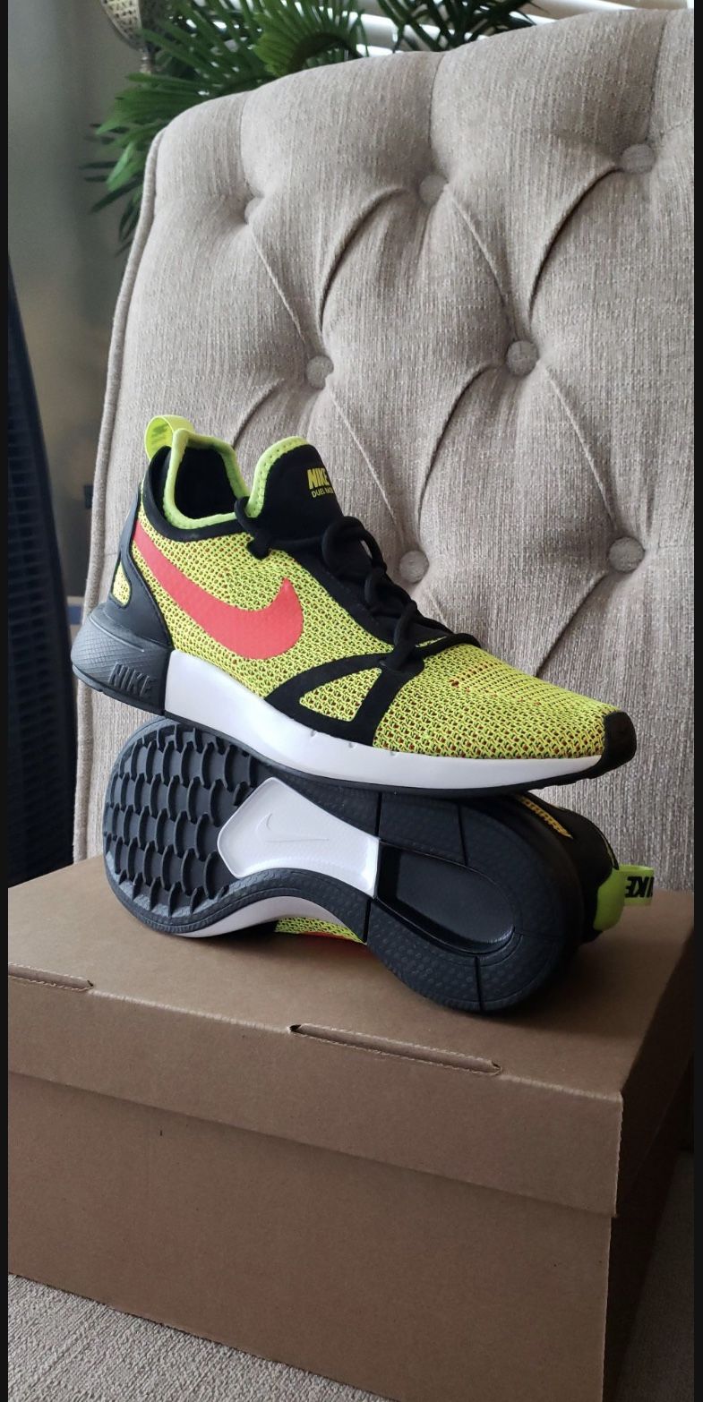 Nike Dual Racing Running Shoe Brand New Size 8