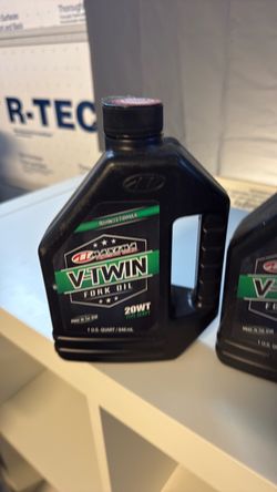 V-twin oil