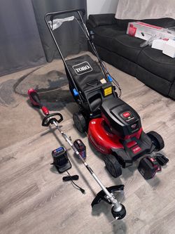 BRAND NEW TORO RECYCLER 60 V MAX 21 INCH CORDLESS SELF-PROPELLED LAWNMOWER 5Ah AND FLEX FORCE 60 V MAX 16 INCHES STRAIGHT SHAFT BATTERY STRING TRIMMER