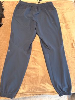 Lulu Lemon Men’s joggers Sz L