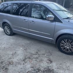 Chrysler Van