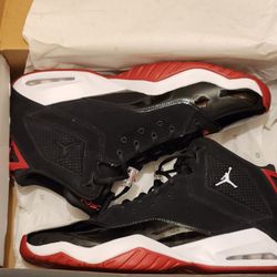Jordan B Loyal Black/White-Red Gym "14