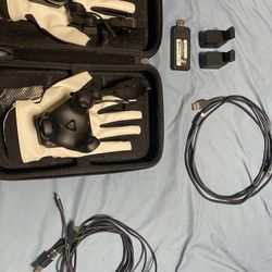 Diver-X ContactGlove 2 w/Magnetra + 2x 3.0 Vive Trackers