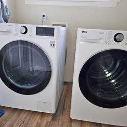 LG 24 in. Compact SMART Front Load Washer AND LG 24 in. Ventless Compact SMART Electric Dryer