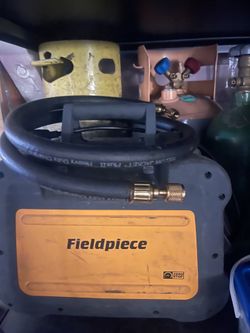 Fieldpiece Recovery Machine
