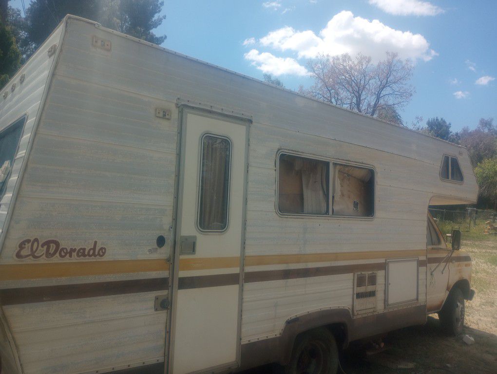 Rv Camper Only Replying To Serious Buyers Only And Asked For Address