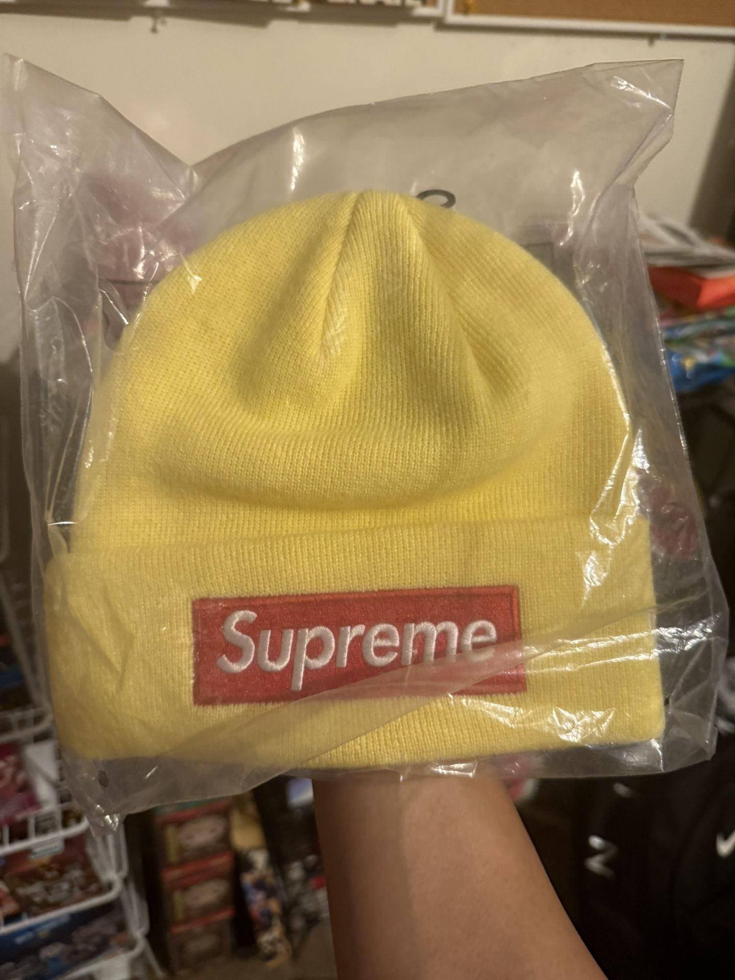 Supreme box logo yellow beanie new